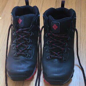 Columbia - Newton Ridge Boot - Kids' - size 6